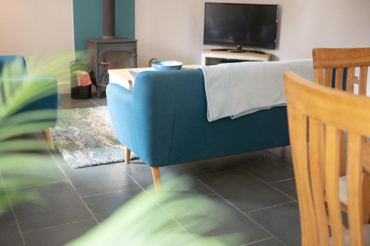 Vineyard Country Cottage Llanerch-Aeron ภายนอก รูปภาพ